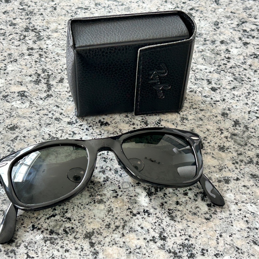 Wayfarer Black Folding Sunglasses